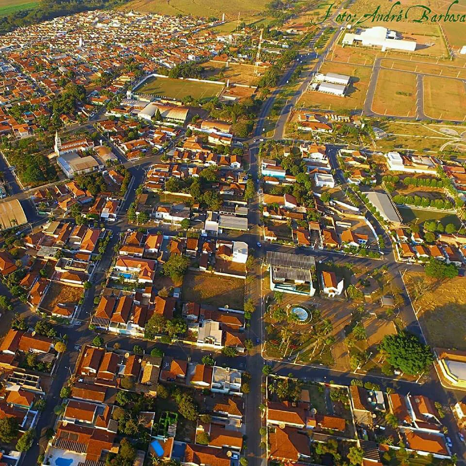 Dobrada - Ubumtu Arquitetura - Arquitetos