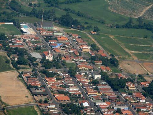 Mombuca - Ubumtu Arquitetura - Arquitetos